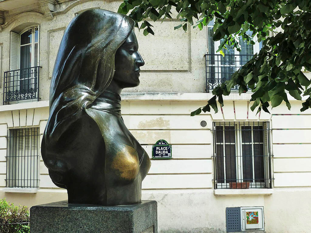 Il monumento a Dalida