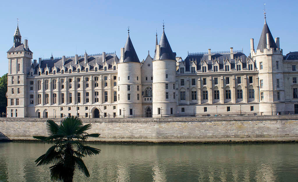 Conciergerie a Parigi