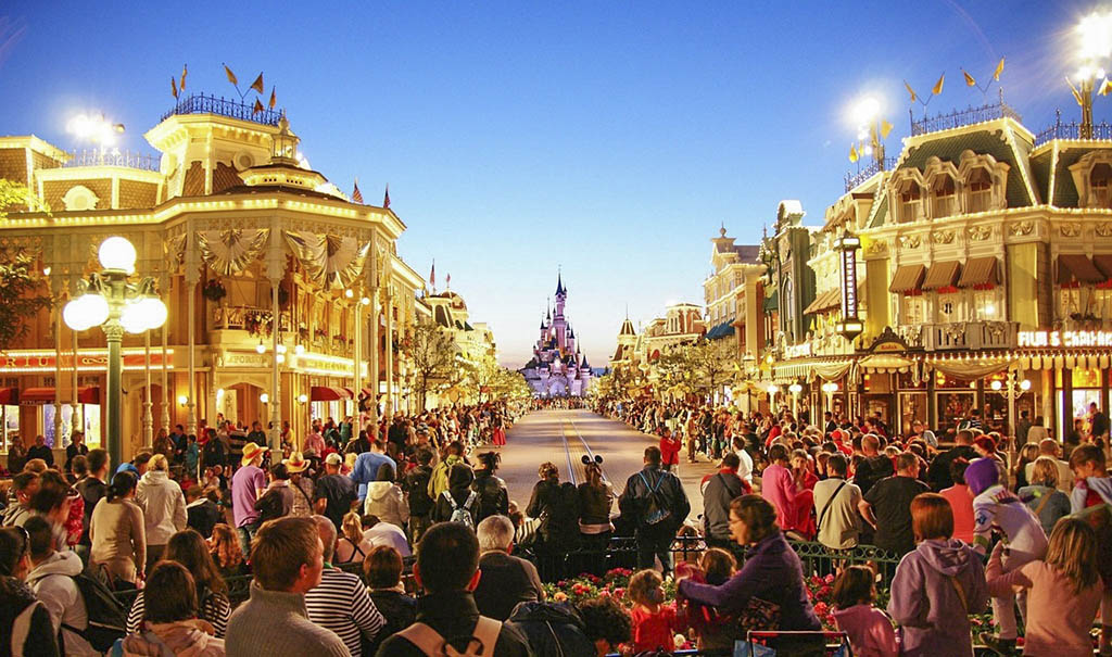 Qual è il momento migliore per andare a Disneyland?