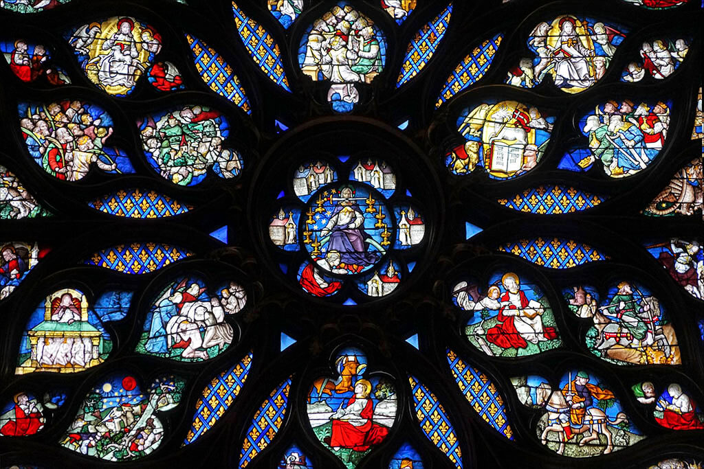 Sainte Chapelle a Parigi: le vetrate raffiguranti scene della Bibbia