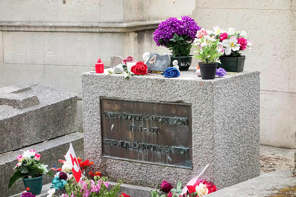 Cimitero di Pere Lachaise: la tomba di Jim Morrison