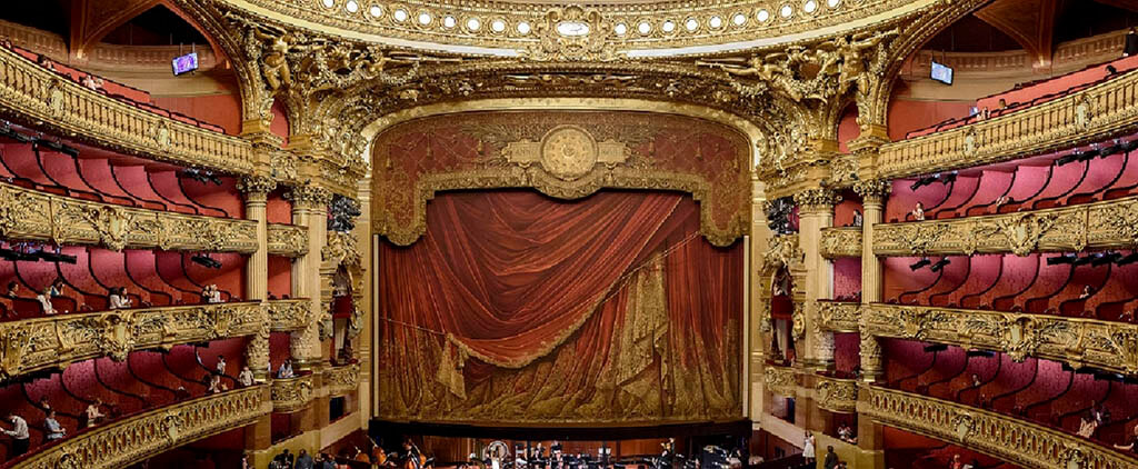 Prenotare un biglietto per uno spettacolo all'Opera di Parigi