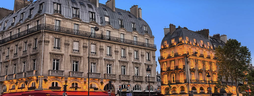 1 1280px-Cafe_Le_Depart_St.-Michel,_Paris_July_2013