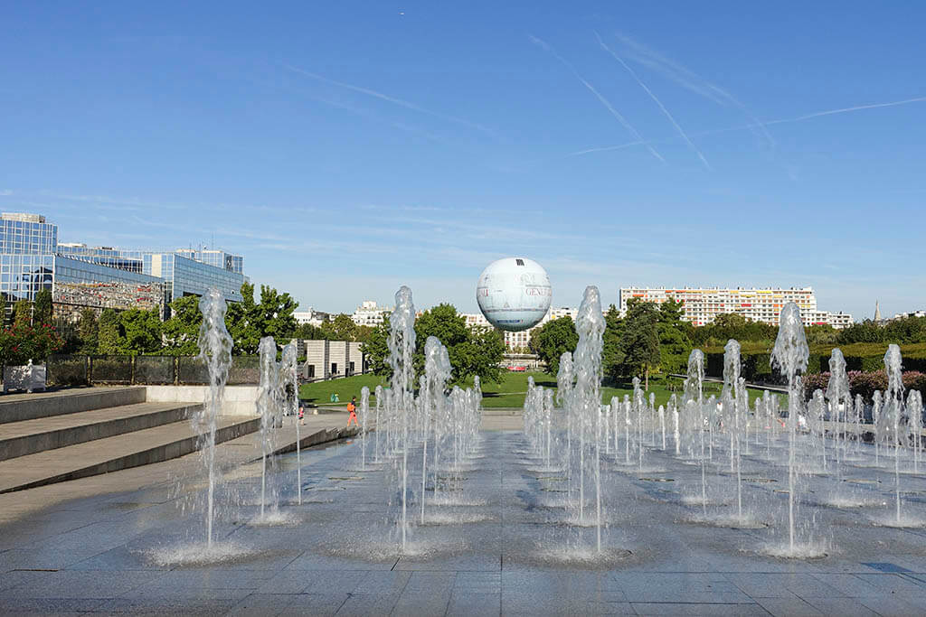 Fontane e mongolfiera al Parco André Citroën Parco André Citroën